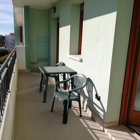 Residence Roberta Con Piscina - Agenzia Cocal Caorle Buitenkant foto